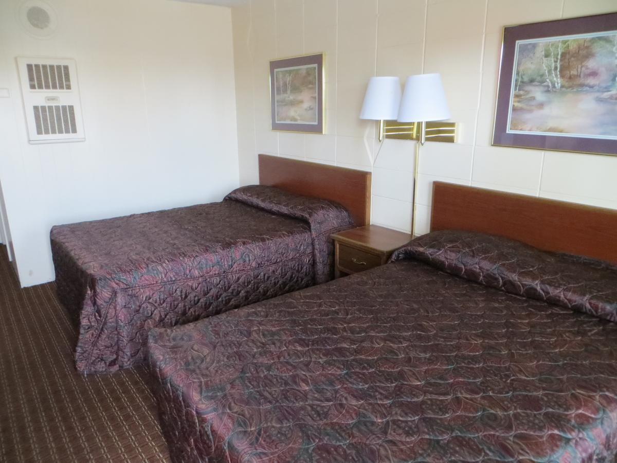 Deluxe Inn/Extended Stay - Council Bluffs Carter Lake Ngoại thất bức ảnh